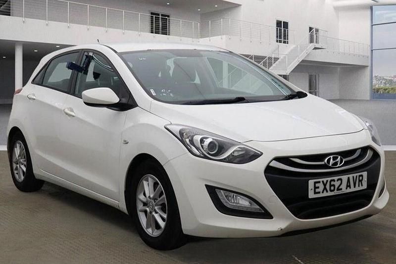 White Used 2012 Hyundai i30 Active Hatchback | £3,250 (Fair price) - Image 1/1