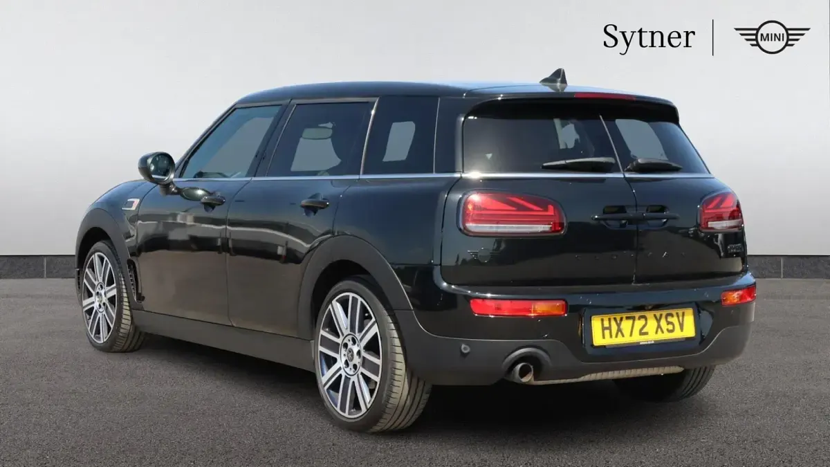 Used Mini Cooper Clubman Exclusive 134 HP (98 kW) 2022 Black Estate