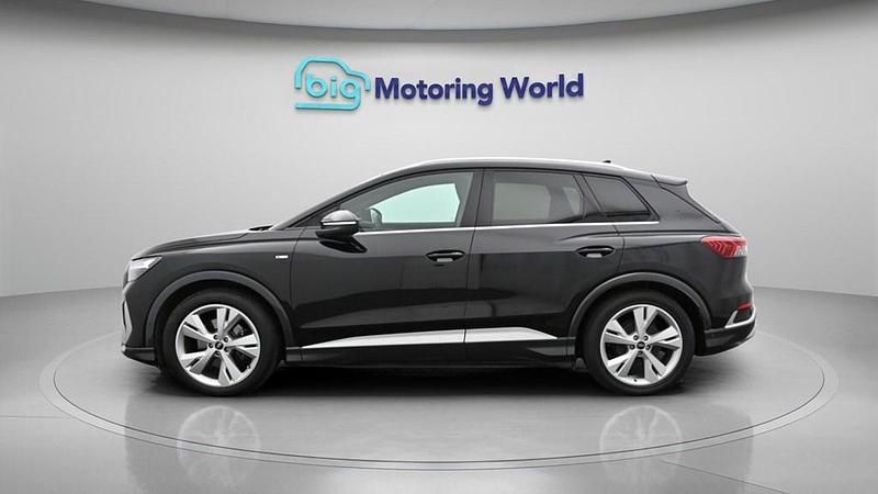 Used Audi Q4 e-tron S-Line 125 kW (170 HP) 2022 SUV