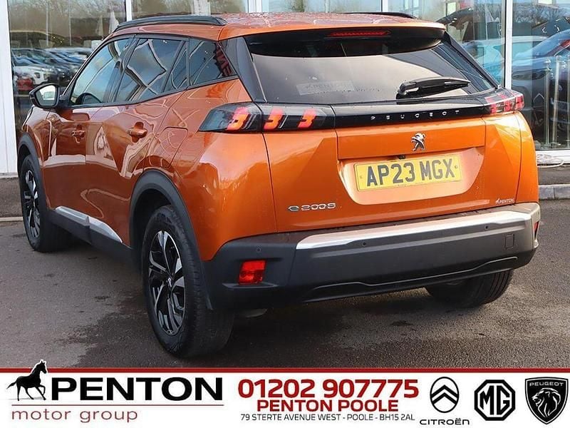 Used Peugeot e-2008 Allure+ 100 kW (136 HP) 2023 Orange SUV