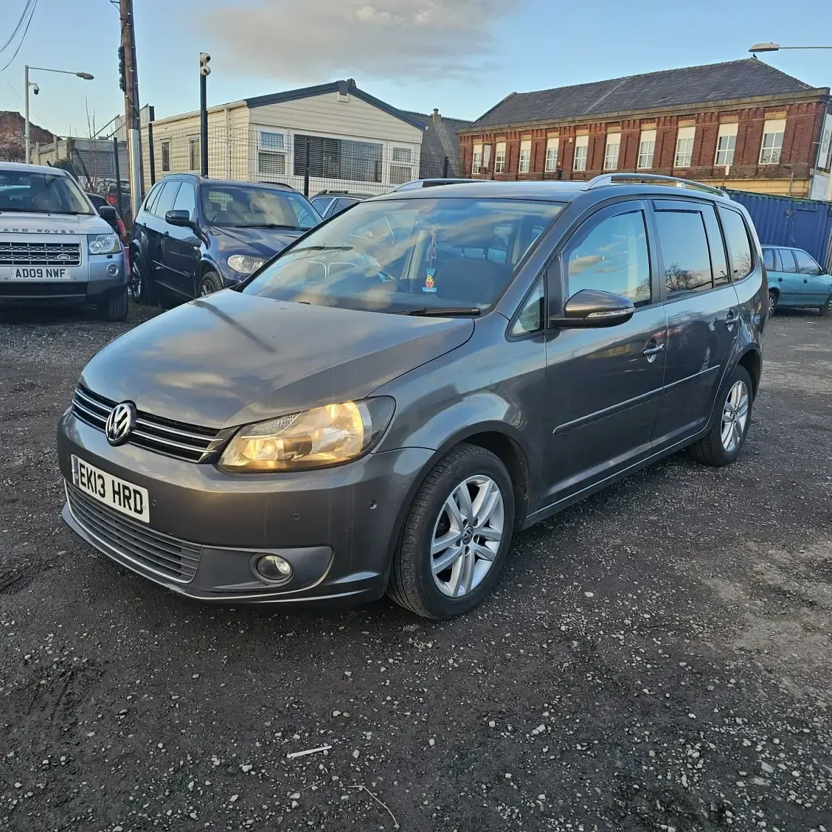 Used VW Touran SE 105 HP (77 kW) 2013 Grey MPV