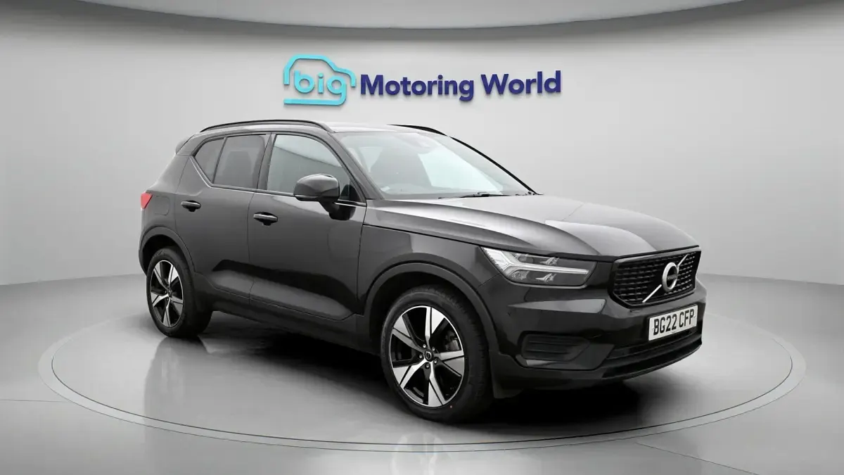 Begagnad Volvo XC40 Plus 211 HK (155 kW) 2021 SUV