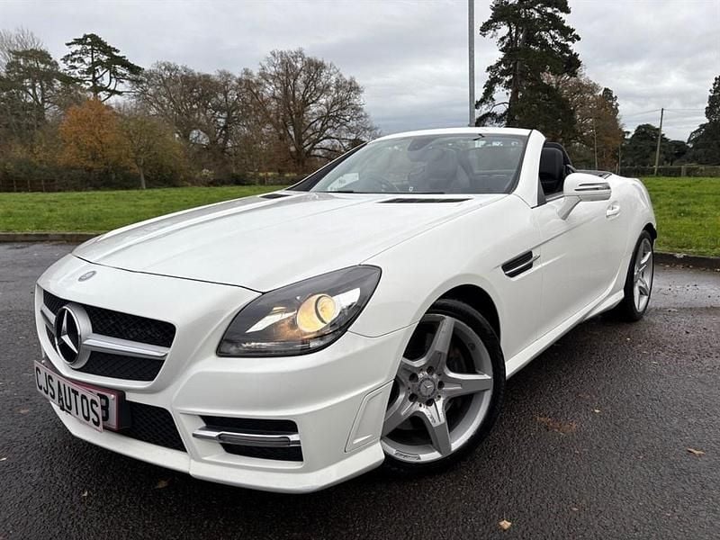 Used Mercedes SLK250 AMG 2015 White Cabriolet