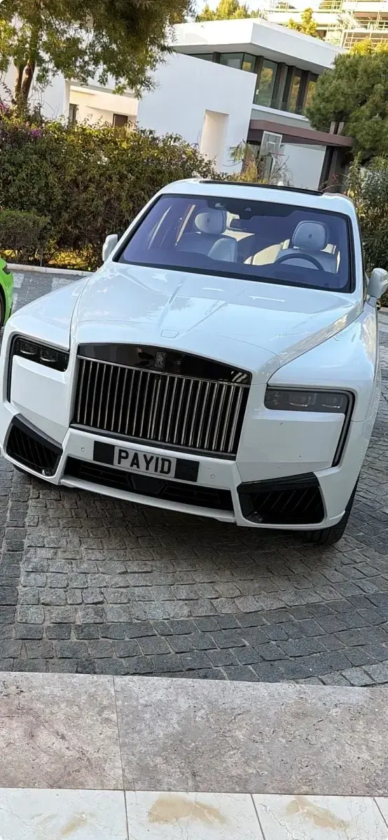 New Rolls Royce Cullinan 571 HP (419 kW) 2026 White SUV