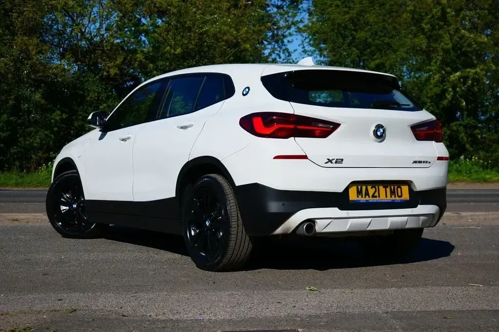 Usado BMW X2 Sport Line 220 CV (161 kW) 2021 Blanco SUV