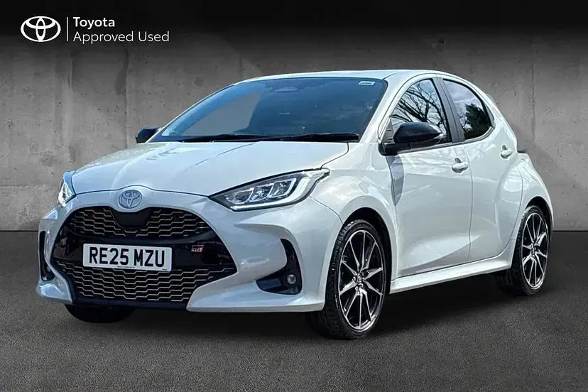 Used Toyota Yaris Sport 130 HP (95 kW) 2025 Grey Hatchback