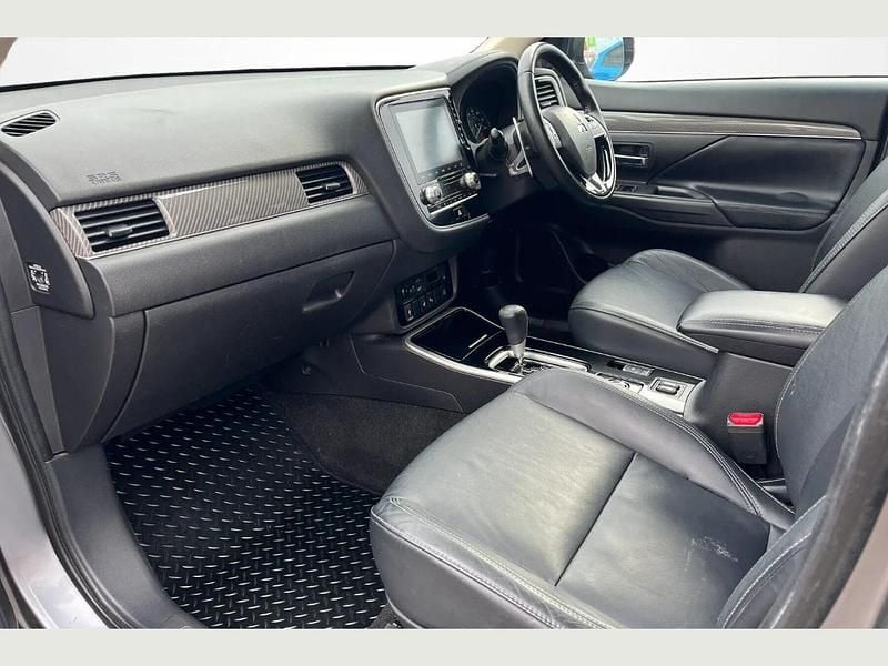 Grey Used 2020 Mitsubishi Outlander SUV | £17,990 (A bit pricey) - Image 1/3
