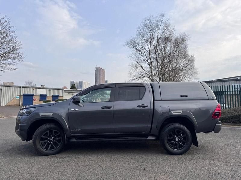 Used Toyota HiLux 2021 Grey Pickup