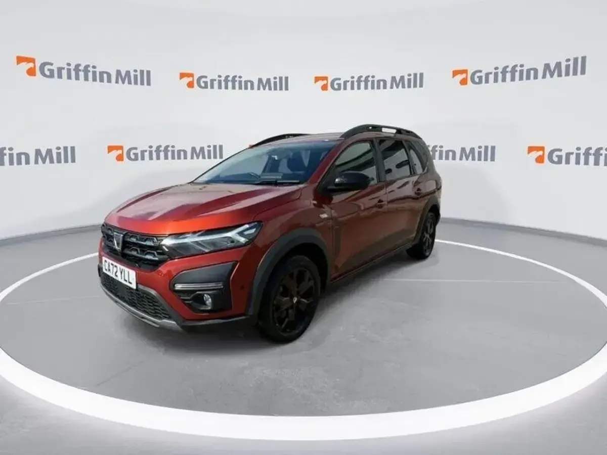 Used Dacia Jogger Extreme 108 HP (79 kW) 2022 Brown MPV