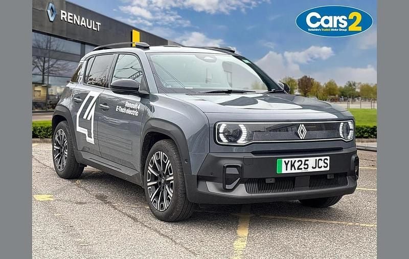 Urban grey New 2025 Renault R4 Komfort Estate | £26,495 (Fair price) - Image 1/4