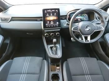 Used Renault Clio V Engineered 145 HP (106 kW) 2023 Black Hatchback