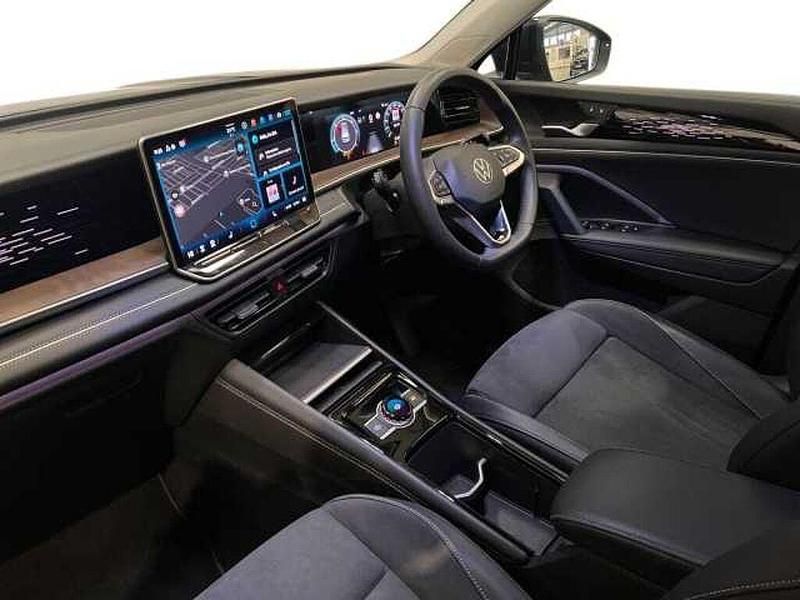 Usado VW Tayron Elegance 150 HP (110 kW) 2025 SUV