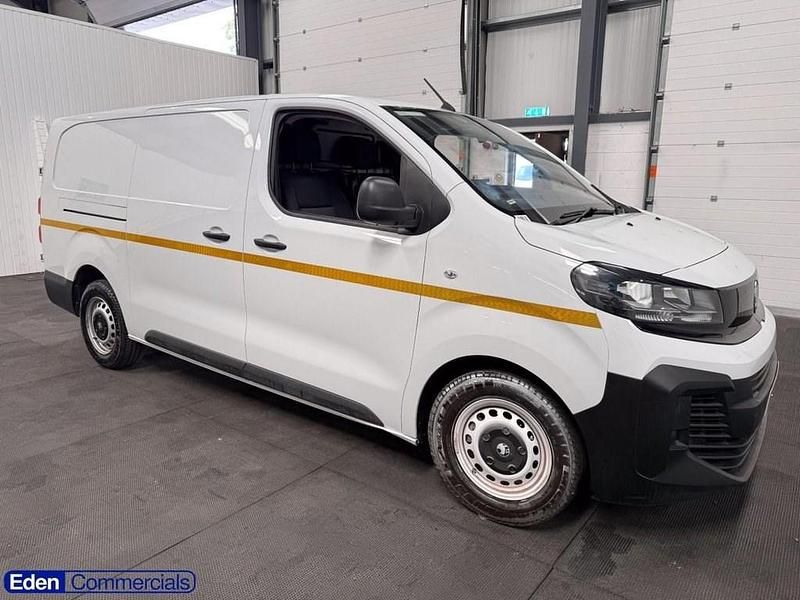 White Used 2024 Vauxhall Vivaro Van | £17,990 (Fair price) - Image 1/4