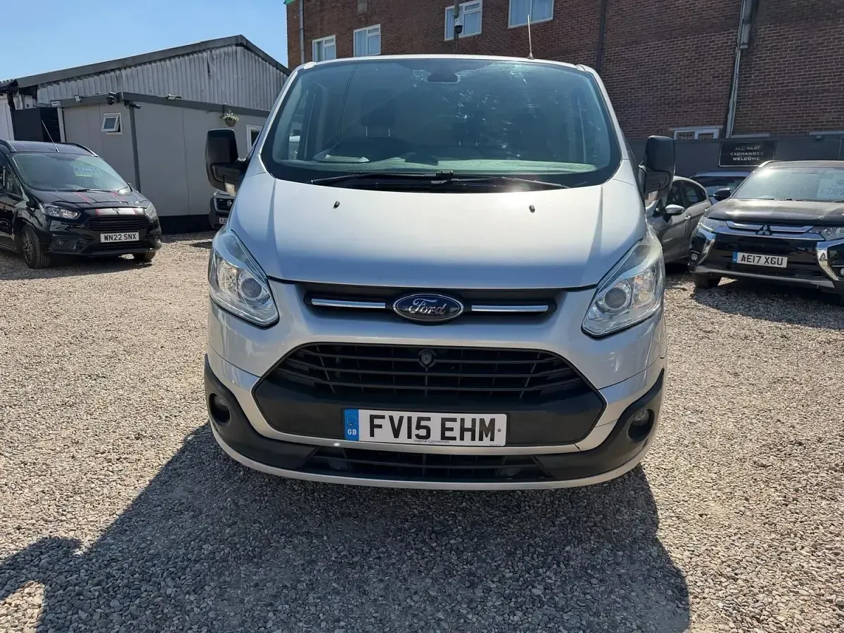 Used Ford Transit Custom Trend 125 HP (91 kW) 2015 Silver Van