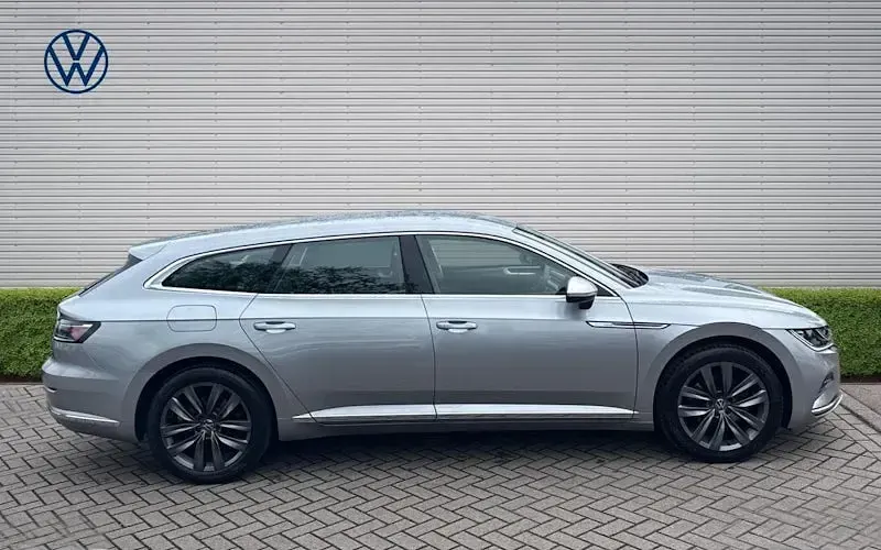 Used VW Arteon Elegance 218 HP (160 kW) 2024 Estate