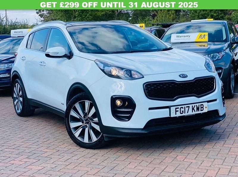 White Used 2017 Kia Sportage 3 SUV | £10,050 (Good price) - Image 1/4