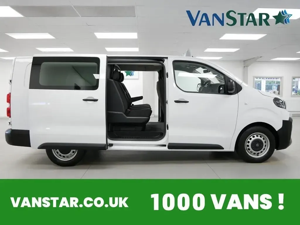 Używany Citroën Dispatch 145 KM (106 kW) 2024 Biały Minivan