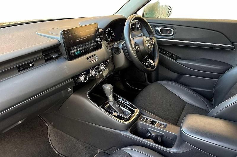 Second-hand Honda HR-V Advance 131 CP (96 kW) 2023 Bej SUV