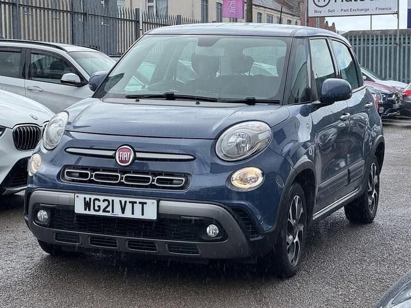 Used Fiat 500L Cross 95 HP (69 kW) 2021 Blue MPV