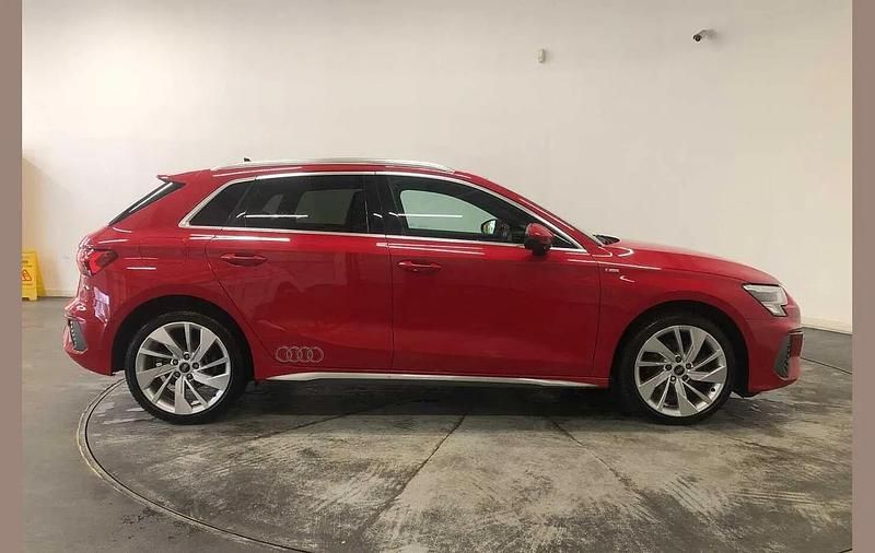 Used Audi A3 e-tron S-Line 204 HP (150 kW) 2022 Red Hatchback