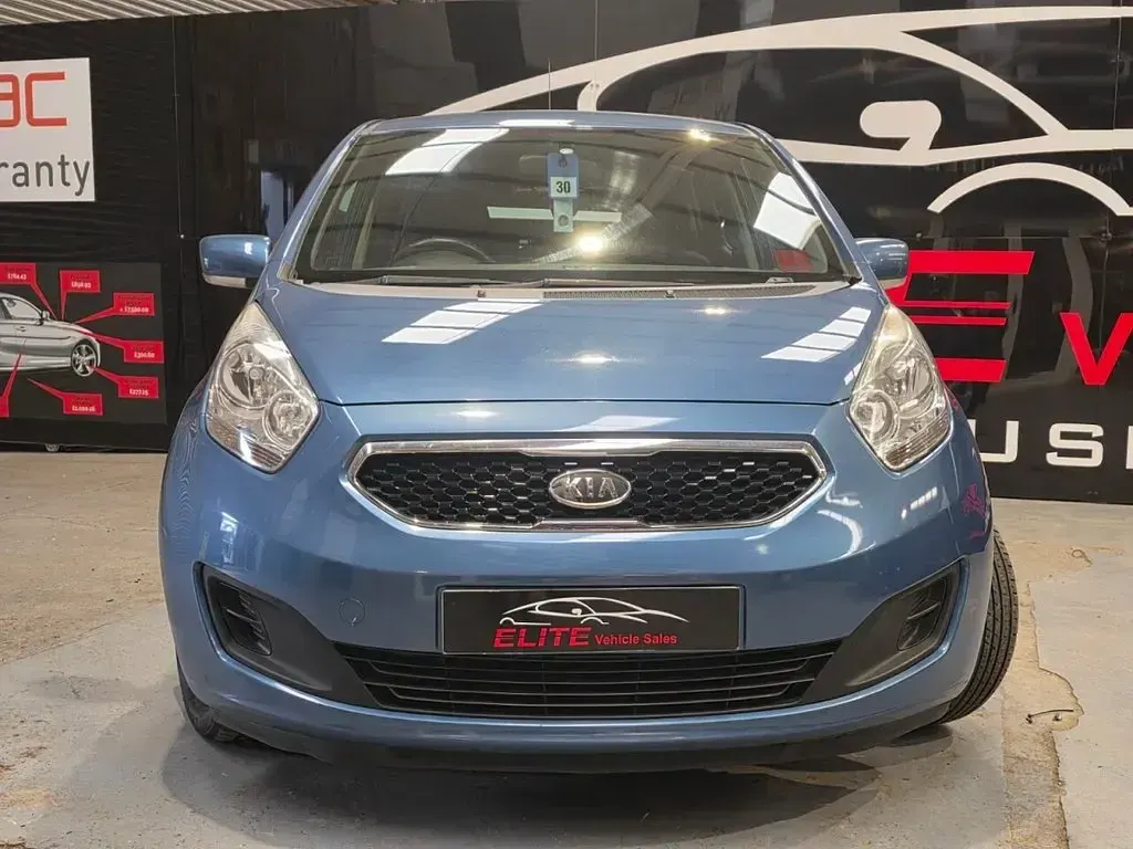 Used Kia Venga 89 HP (65 kW) 2012 Blue Hatchback