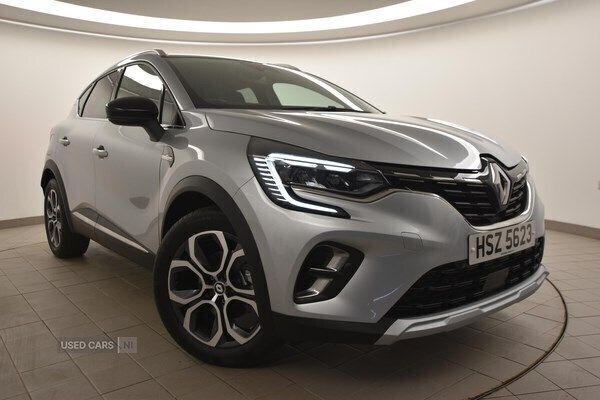 Grey Used 2023 Renault Captur Techno SUV | £16,545 (Fair price) - Image 1/4