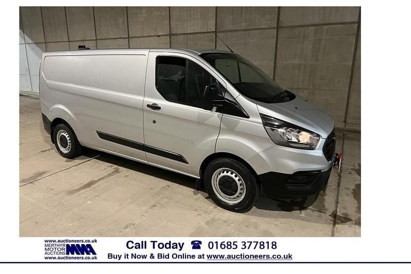 Silver Used 2018 Ford Transit Custom Van | £8,840 (Good price) - Image 1/4