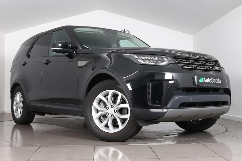 Black Used 2019 Land Rover Discovery 5 SE SUV | £17,949 (Super price) - Image 1/3