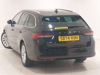 Używany Skoda Octavia SE L 150 KM (110 kW) 2025 Czarny Kombi