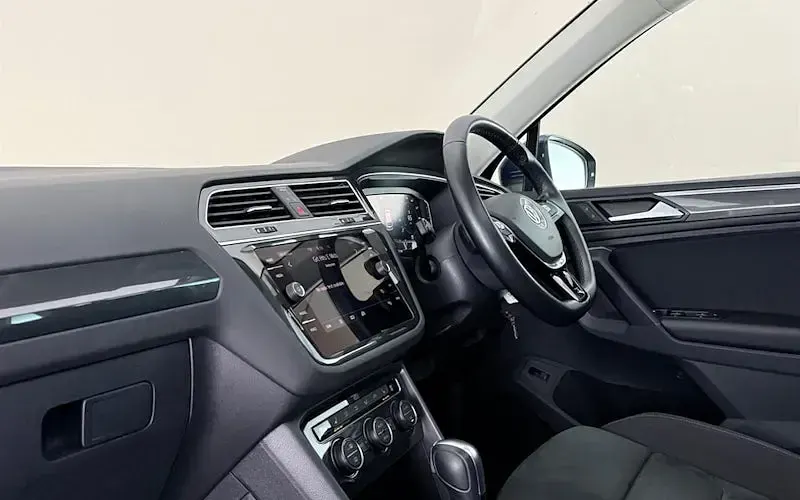Used VW Tiguan SEL 190 HP (139 kW) 2020 SUV
