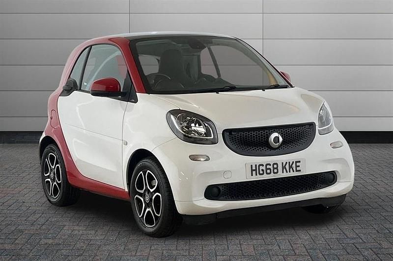 Used Smart ForTwo Coupé Premium 90 HP (66 kW) 2018 White Coupe