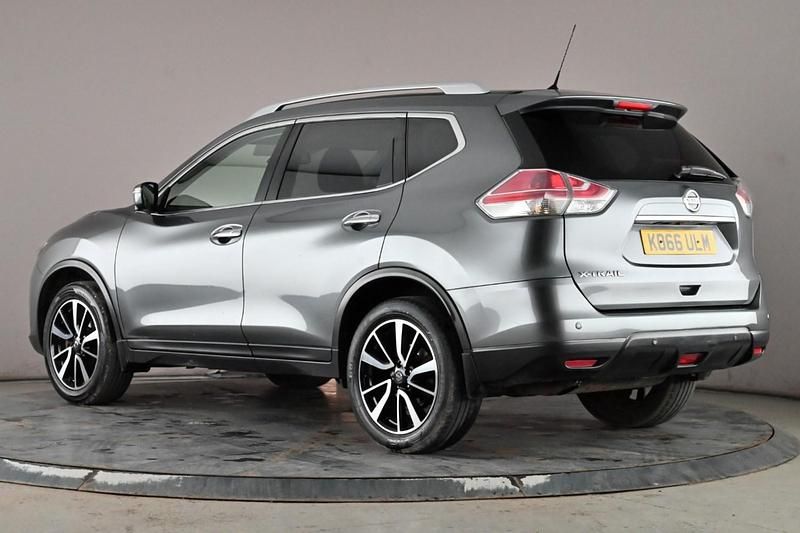Used Nissan X-Trail N-Vision 130 HP (95 kW) 2017 Grey SUV