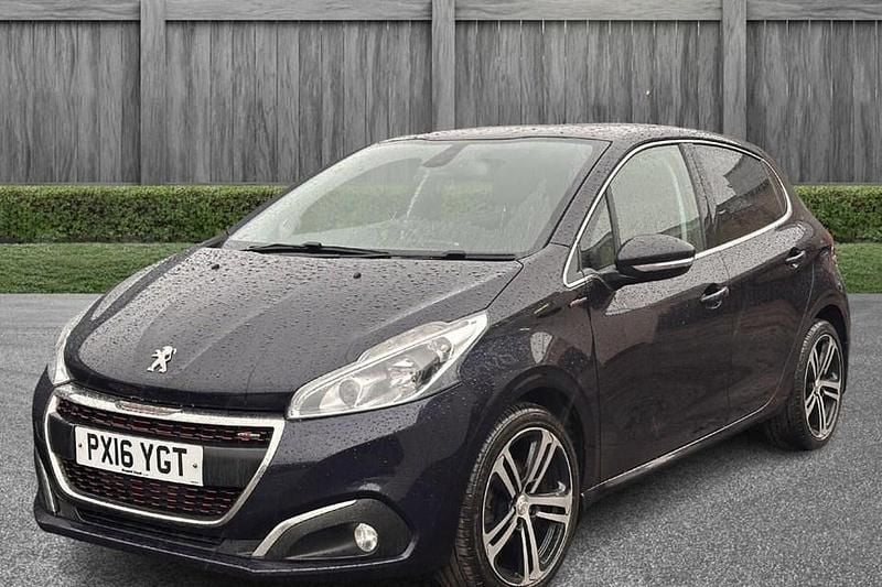 Used Peugeot 208 GT-line 100 HP (73 kW) 2016 Blue Hatchback