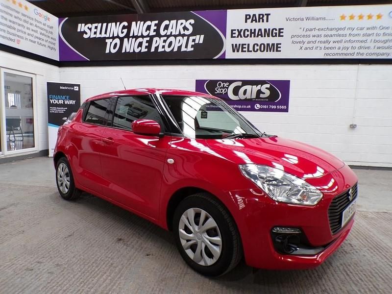 Used Suzuki Swift SZ3 90 HP (66 kW) 2018 Red Hatchback