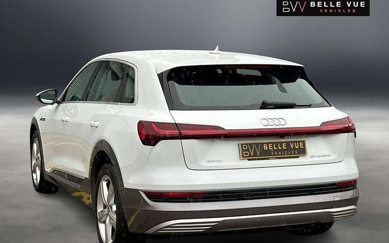 Used Audi e-tron 230 kW (313 HP) 2022 SUV