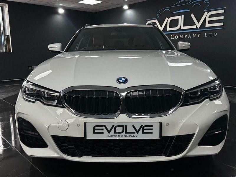 Used BMW 330e M Sport 2022 White Estate