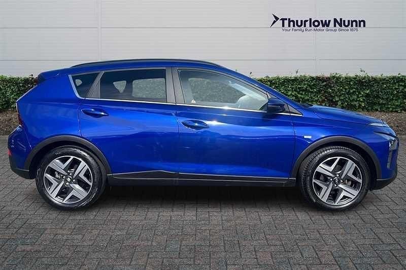 Used Hyundai Bayon Premium 100 HP (73 kW) 2023 Blue SUV