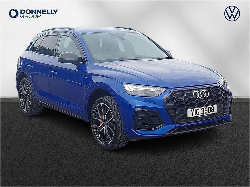 Blue Used 2023 Audi Q5 Comfort SUV | £36,990 (Fair price) - Image 1/4