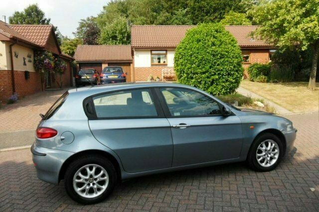 Used Alfa Romeo 147 120 HP (88 kW) 2002 Hatchback