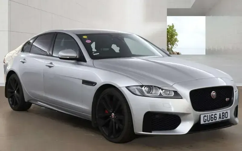 Used Jaguar XF S 300 HP (220 kW) 2016 Sedan