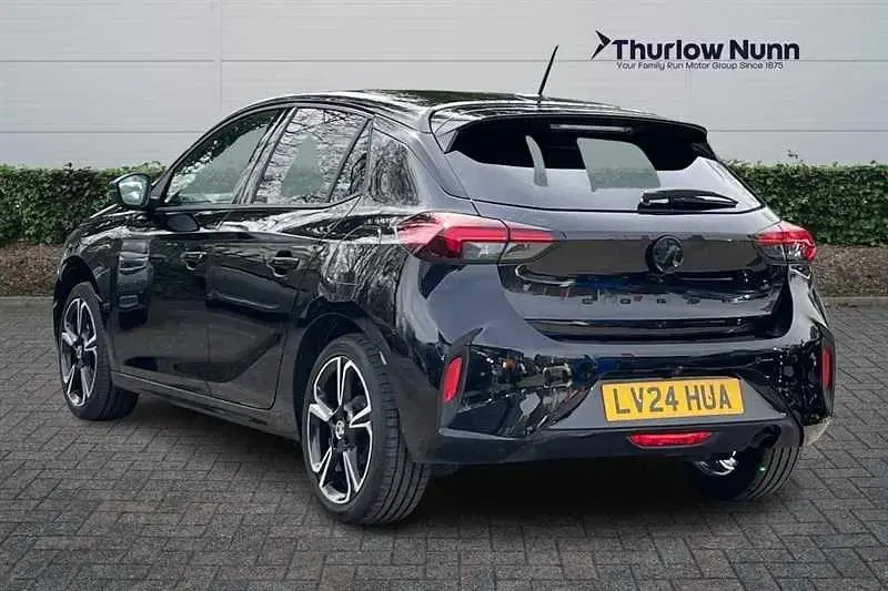 Second-hand Vauxhall Corsa 75 CP (55 kW) 2023 Negru Hatchback