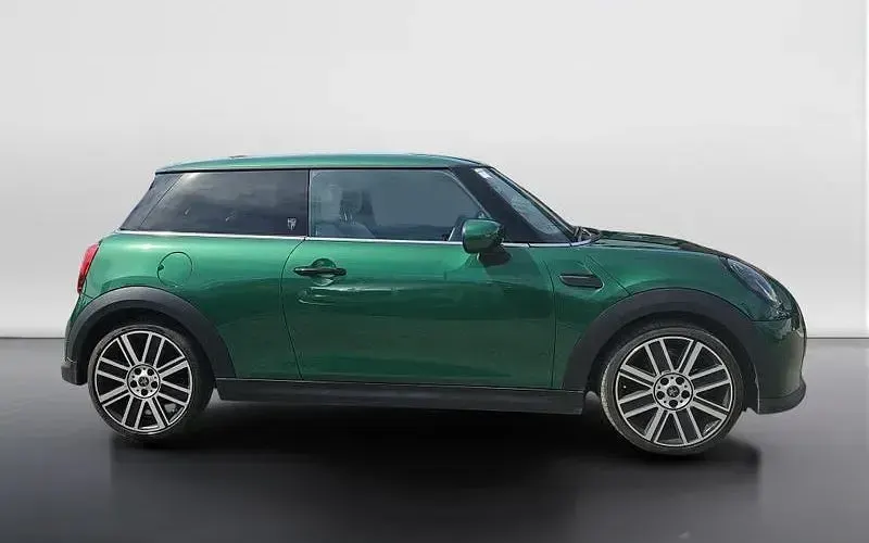 Used Mini Cooper Exclusive 136 HP (100 kW) 2022 Hatchback