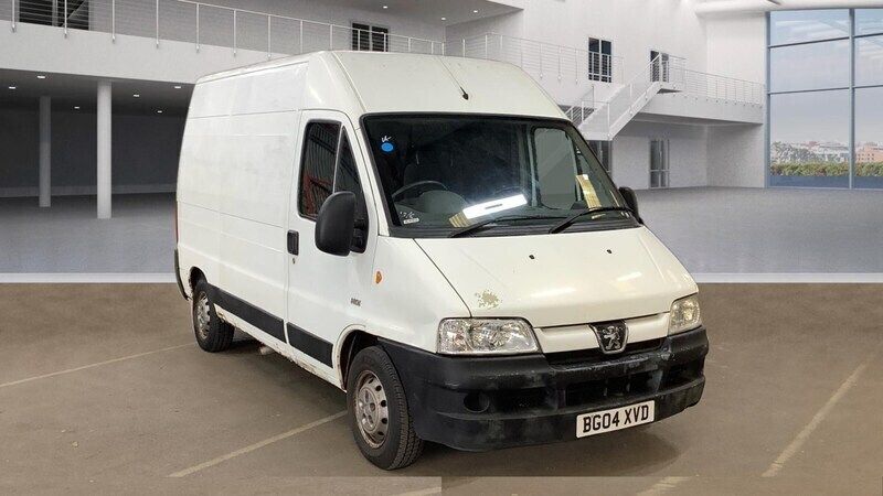 White Used 2004 Peugeot Boxer Van | £3,295 - Image 1/4