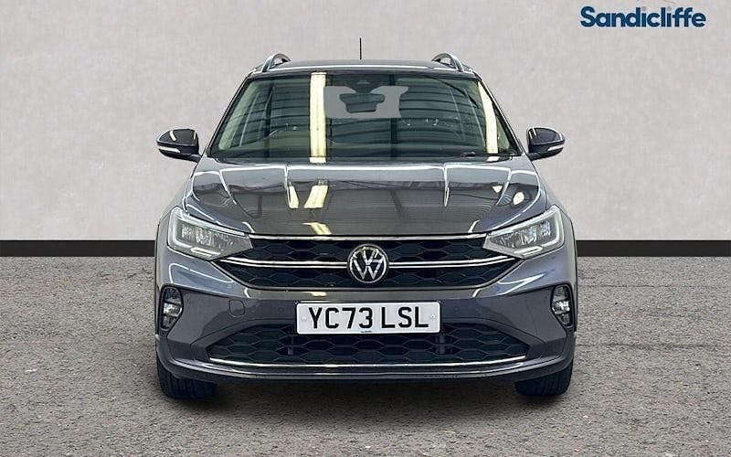 Usado VW Taigo Life 95 HP (69 kW) 2025 Cinzento SUV