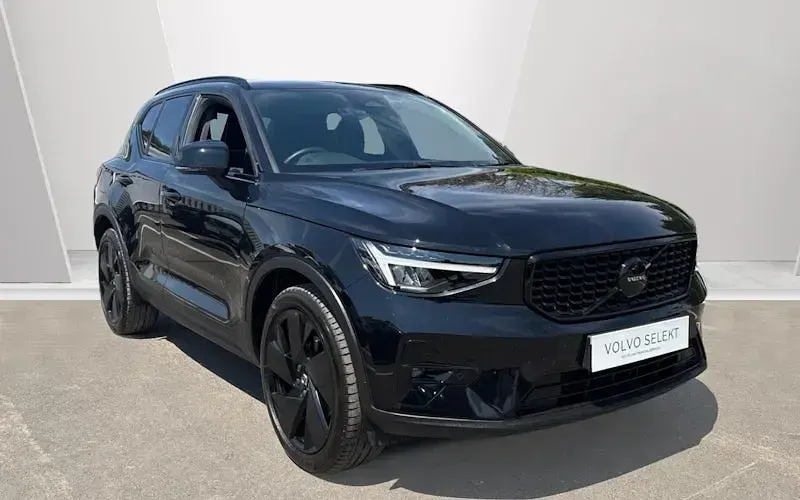 Used Volvo XC40 Plus 197 HP (144 kW) 2026 SUV