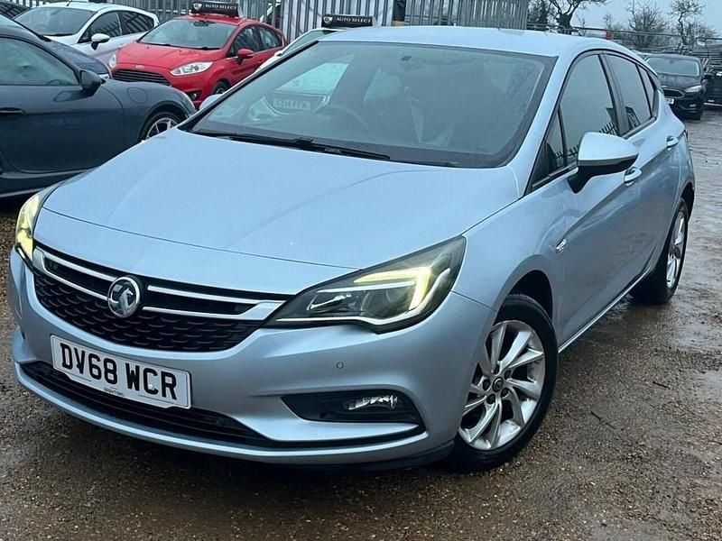 Used Vauxhall Astra S 105 HP (77 kW) 2018 Silver Hatchback
