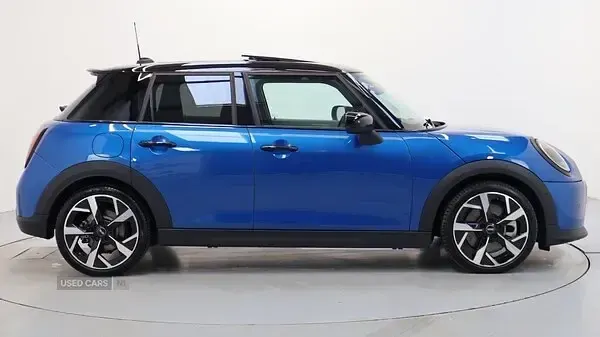 Used Mini Cooper Exclusive 2024 Blue Hatchback