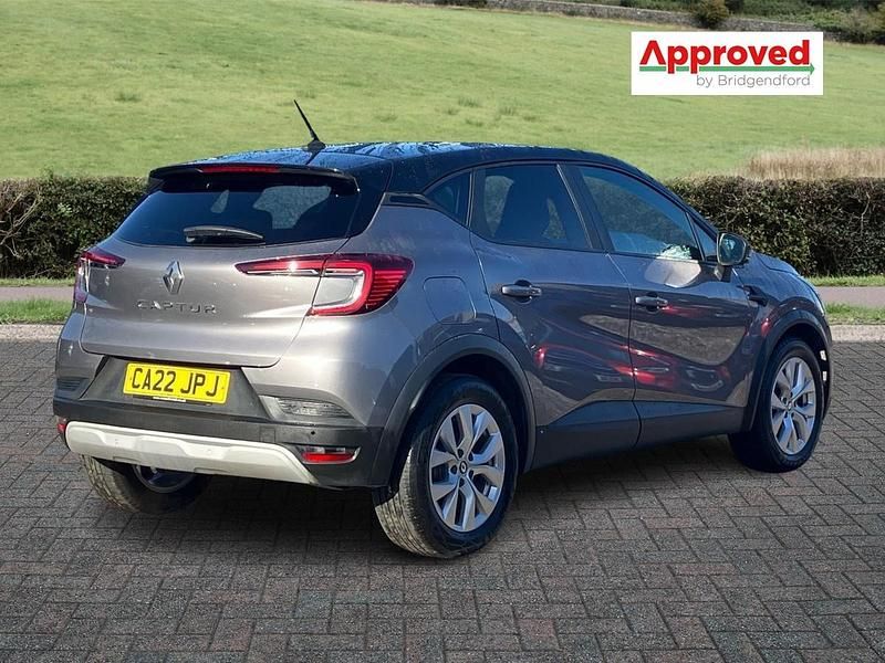 Used Renault Captur Iconic 2022 Grey SUV