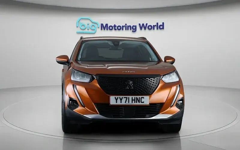 Used Peugeot 2008 Allure Premium 101 HP (74 kW) 2021 Orange SUV