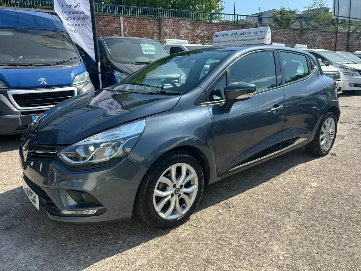 Usado Renault Clio IV Dynamique 2018 Cinzento Citadino